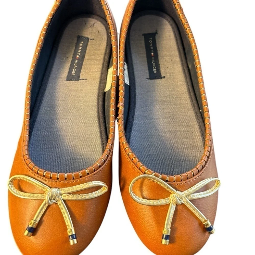 Tommy Hilfiger Cognac Flats Big Girls Size 5